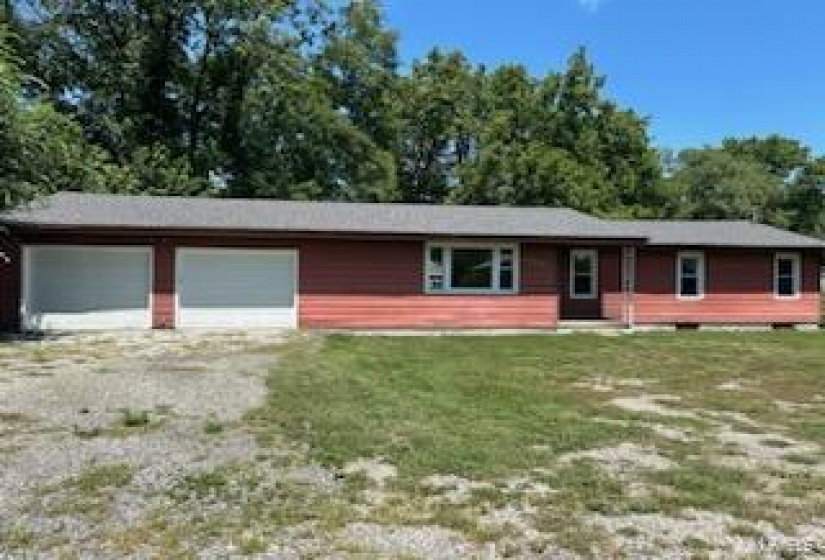 1317 JOHNSON Street, Vandalia, Illinois 62471, 2 Bedrooms Bedrooms, 5 Rooms Rooms,2 BathroomsBathrooms,Residential,For Sale,JOHNSON,MAR24050658