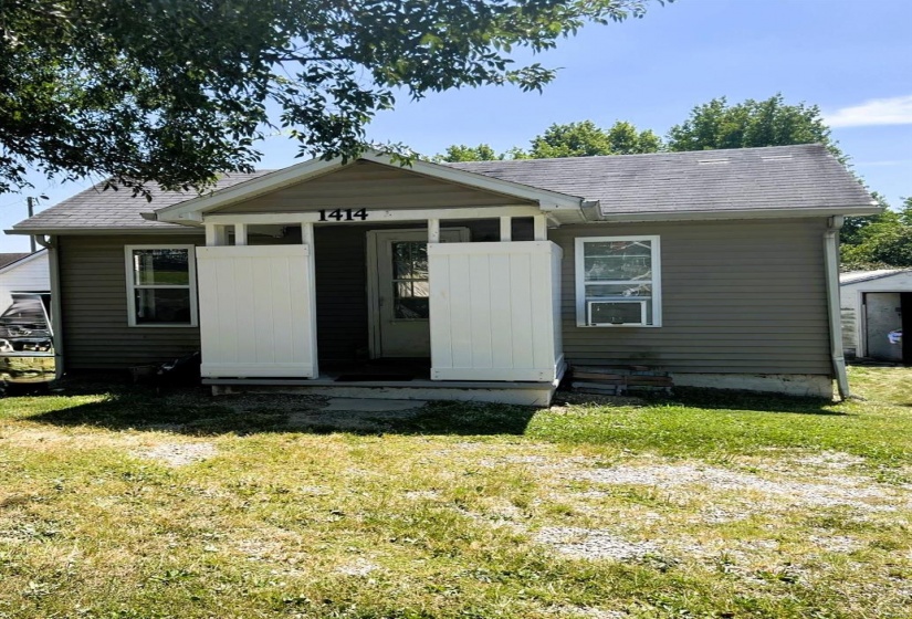 1414 Madison Street, Vandalia, Illinois 62471, 3 Bedrooms Bedrooms, 7 Rooms Rooms,2 BathroomsBathrooms,Residential,For Sale,Madison,MAR24053065